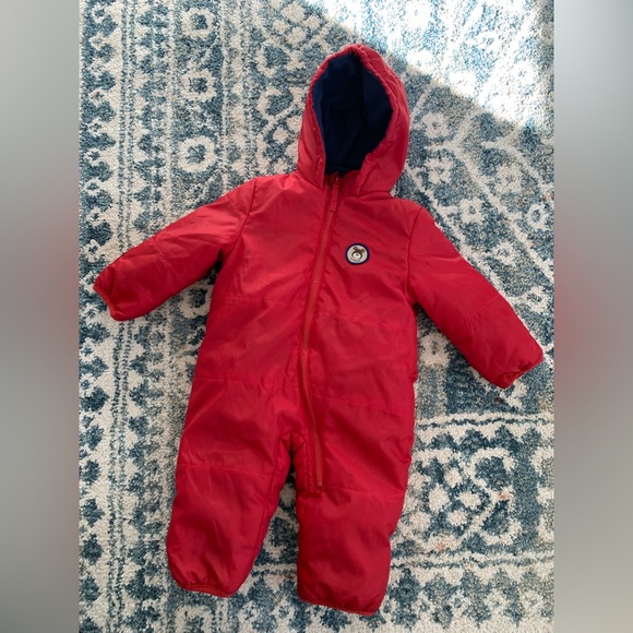 9-12 month red bunting suit - Picture 1 of 2